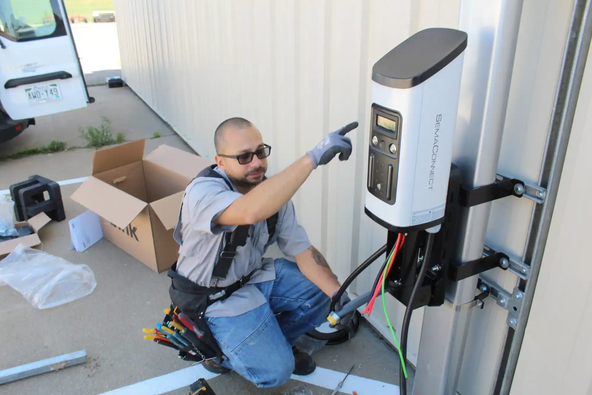100-Amp vs 200-Amp Panels: What Homeowners Should Know